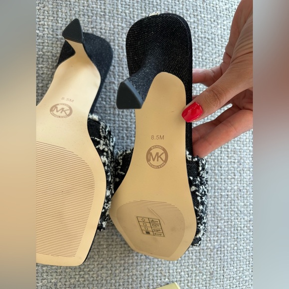 Michael Kors Tessa Frayed Denim Mule Sandals – Size 8.5 brand new - Picture 10 of 13